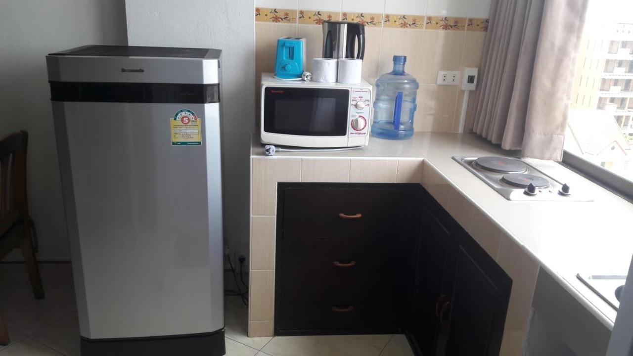 Patong Studio Apartments And Dormitory Quarto foto