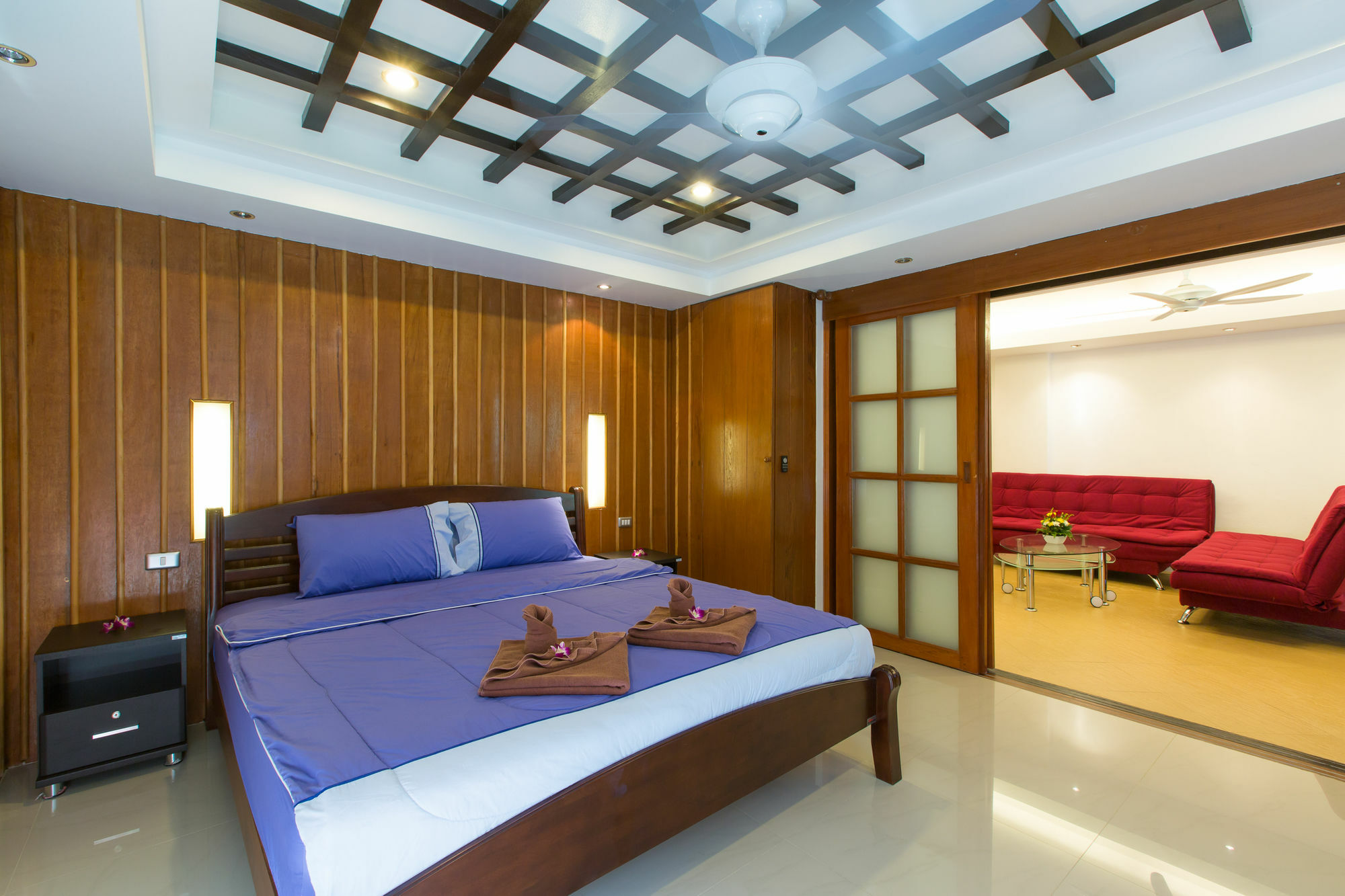 Patong Studio Apartments And Dormitory Exterior foto